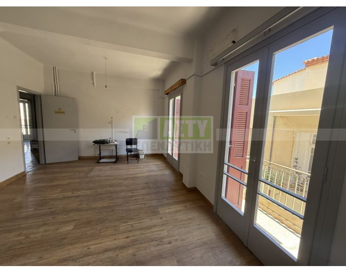 For Rent - CENTER