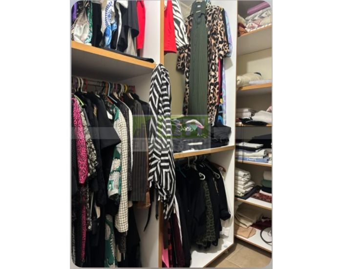 Πωλείται - ΒΑΣΙΛΕΙΕΣ