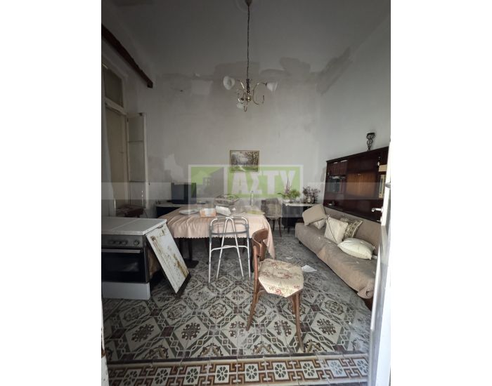 Πωλείται - ΚΕΝΤΡΟ