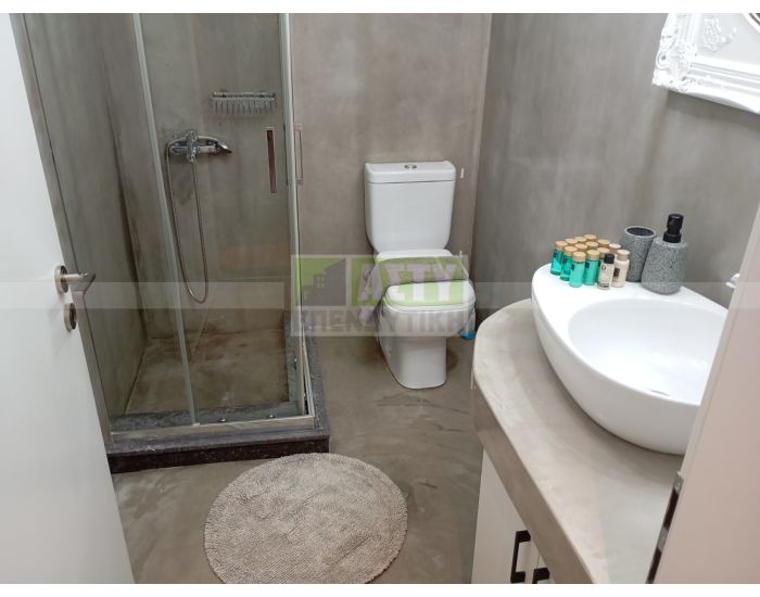 Ενοικιάζεται - ΜΕΣΑΜΠΕΛΙΕΣ