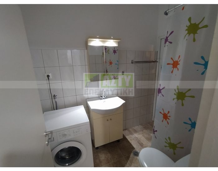 For Rent - PLATEIA SINANI
