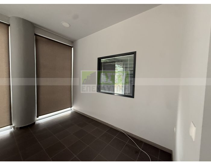 For Rent - ETHNIKIS ANTISTASEOS