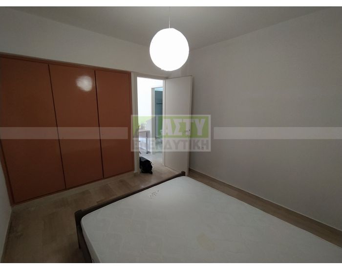 For Rent - PLATEIA SINANI