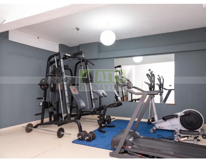 Πωλείται - ΚΑΡΤΕΡΟΣ