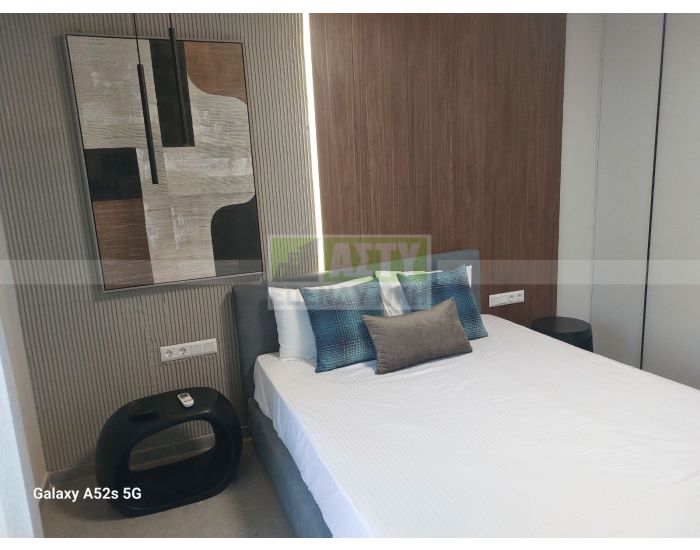 Ενοικιάζεται - ΜΑΛΑΔΕΣ