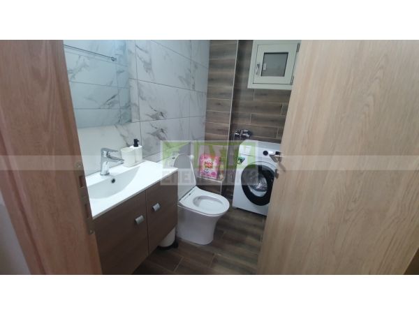 For Rent - CENTER