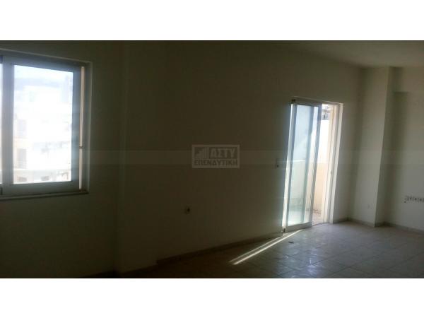 For Rent - CENTER
