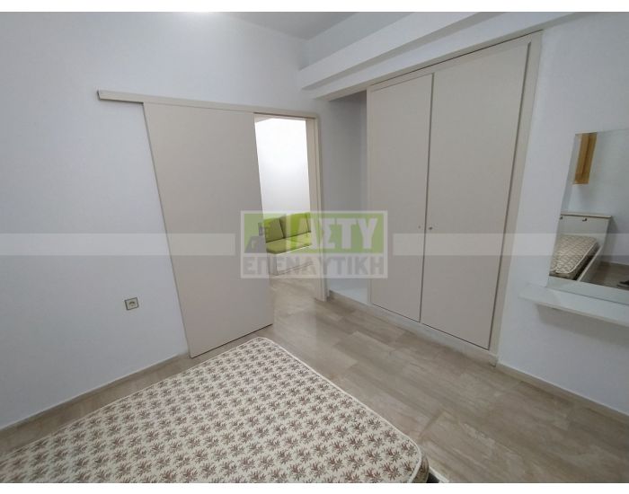 For Rent - PLATEIA SINANI