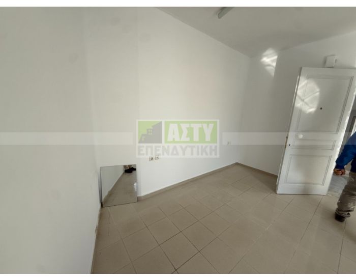 For Rent - CENTER