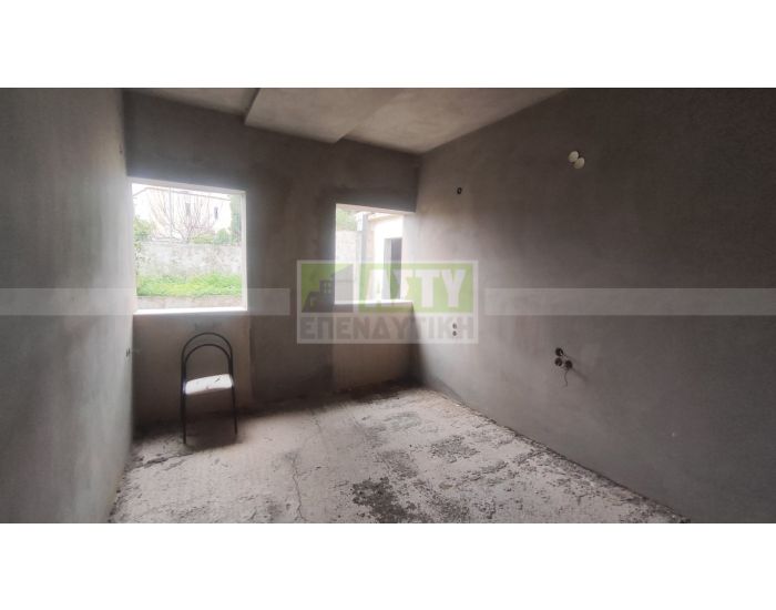 Πωλείται - ΆΝΩ ΚΑΛΕΣΑ