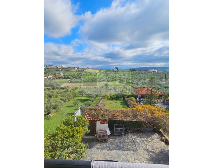 Πωλείται - ΒΑΣΙΛΕΙΕΣ