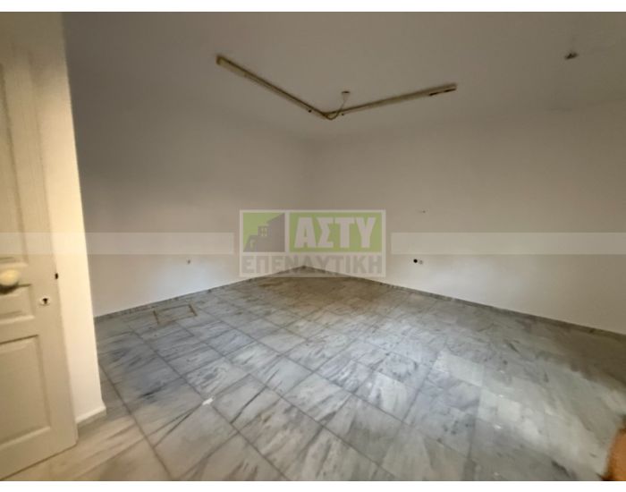 For Rent - CENTER