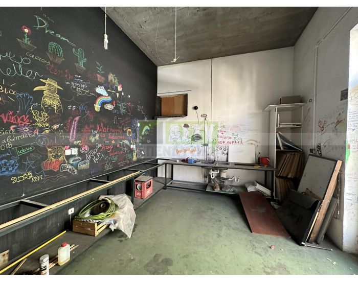 For Rent - PLASTIRA