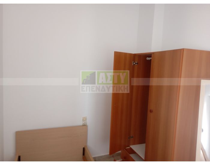 Ενοικιάζεται - ΤΡΕΙΣ ΒΑΓΙΕΣ