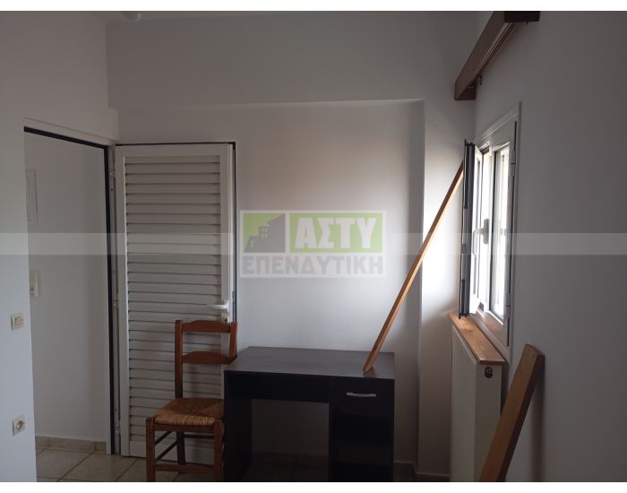 Ενοικιάζεται - ΤΡΕΙΣ ΒΑΓΙΕΣ