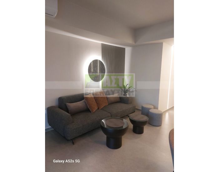 Ενοικιάζεται - ΜΑΛΑΔΕΣ