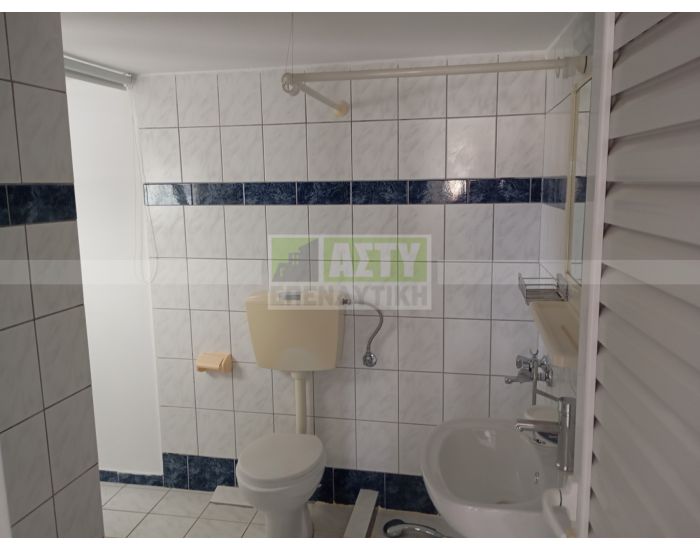 Ενοικιάζεται - ΤΡΕΙΣ ΒΑΓΙΕΣ