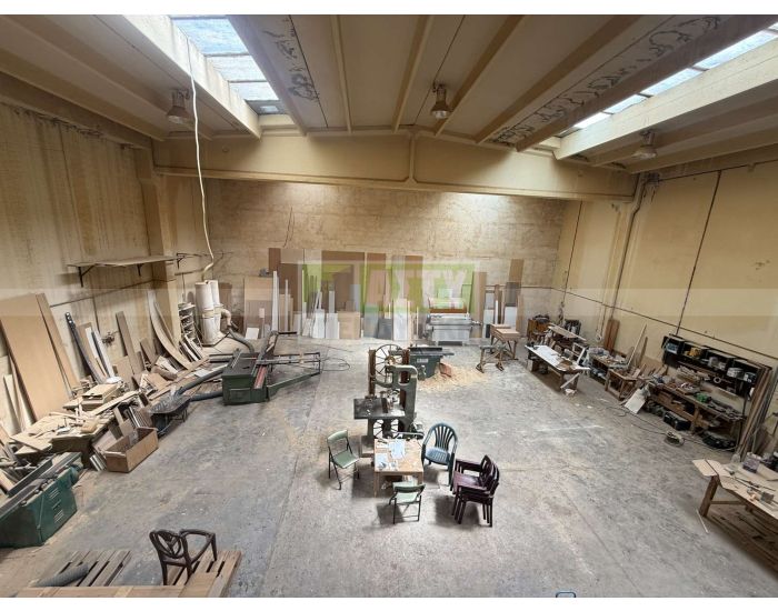 For Rent - INDUSTRIAL AREA