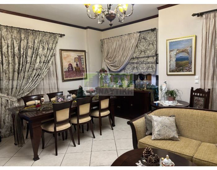 Πωλείται - ΒΑΣΙΛΕΙΕΣ