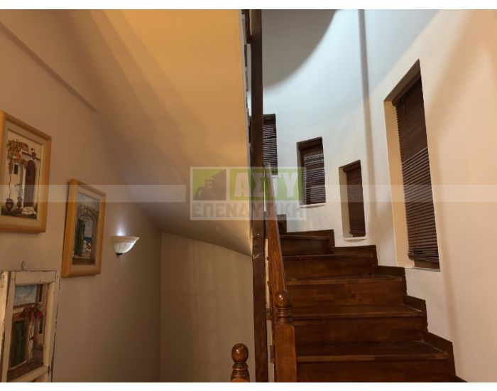 Πωλείται - ΒΑΣΙΛΕΙΕΣ