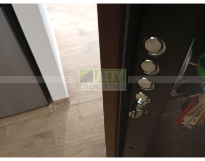 Ενοικιάζεται - ΜΕΣΑΜΠΕΛΙΕΣ