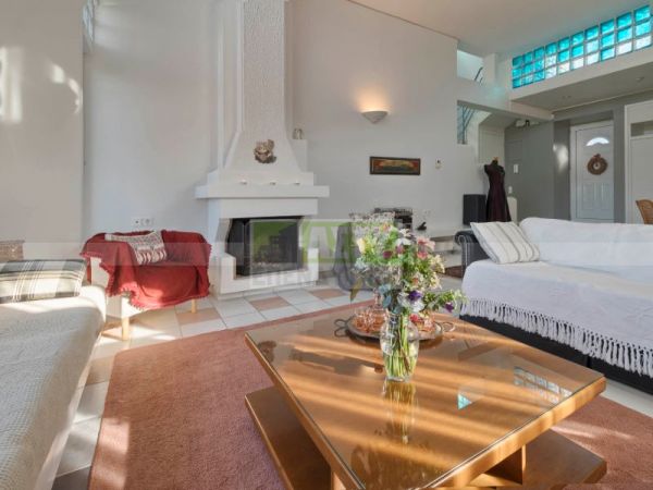 Ενοικιάζεται - ΠΑΓΝΗ