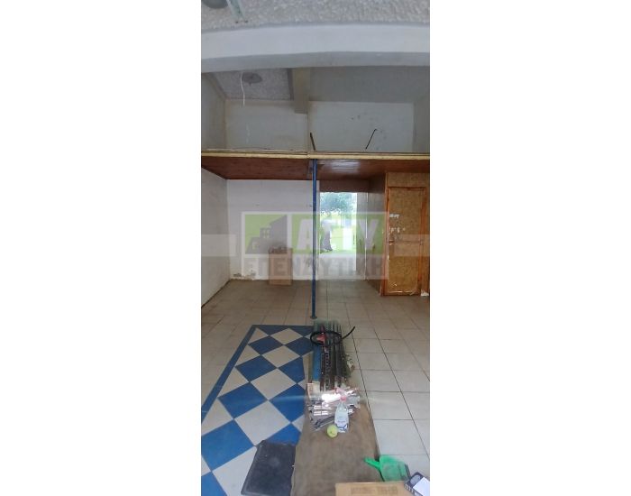For Rent - CENTER
