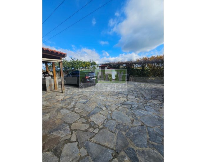 Πωλείται - ΒΑΣΙΛΕΙΕΣ