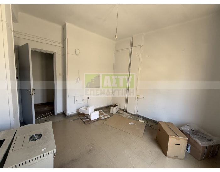 For Rent - CENTER