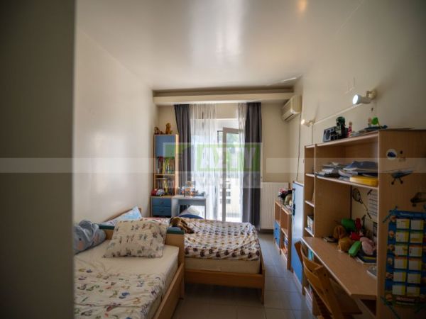 For Rent - MESAMPELIES