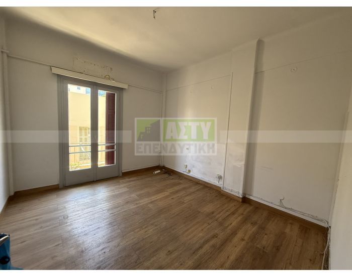 For Rent - CENTER