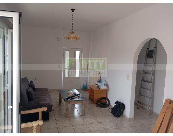 Ενοικιάζεται - ΤΡΕΙΣ ΒΑΓΙΕΣ